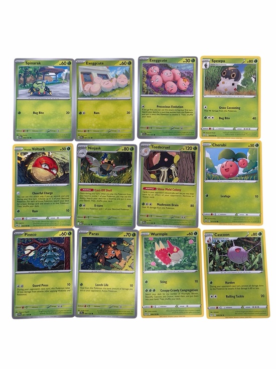 Pokemon Other - Lot of 12 grass type Pokemon - Bundle and Save